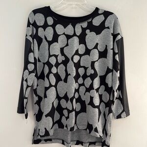 LIKE NEW Kensie Black & Gray Patterned Top With Faux Leather Sleeves - Size L
